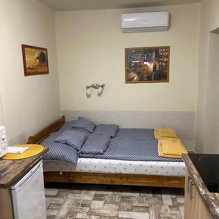 Levendula Vendeghaz Apartment Hajduboszormeny Ngoại thất bức ảnh