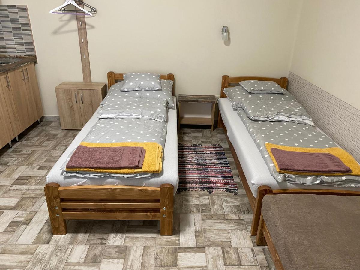 Levendula Vendeghaz Apartment Hajduboszormeny Ngoại thất bức ảnh