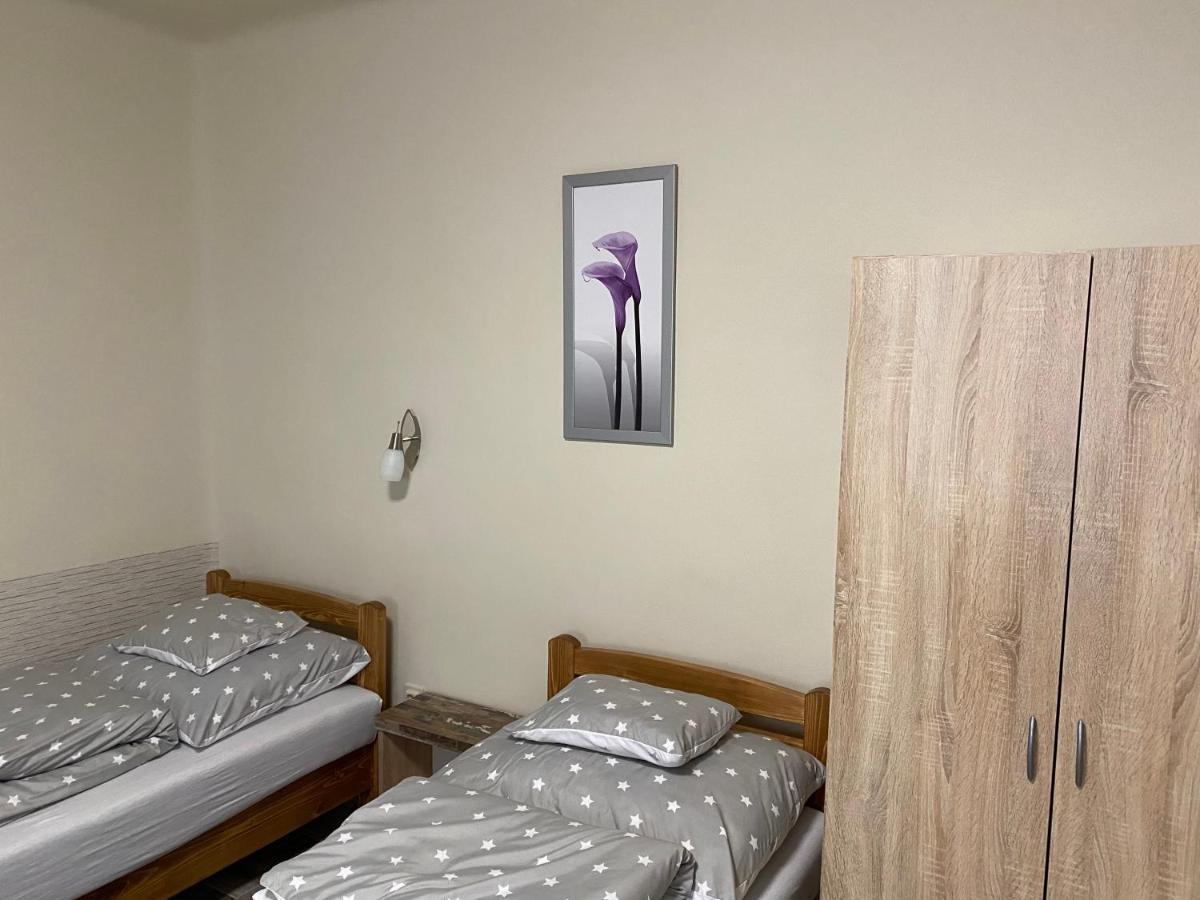 Levendula Vendeghaz Apartment Hajduboszormeny Ngoại thất bức ảnh