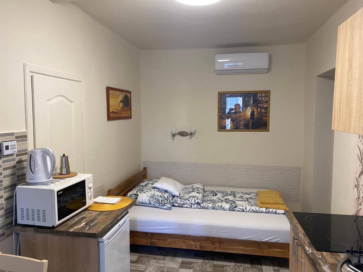 Levendula Vendeghaz Apartment Hajduboszormeny Ngoại thất bức ảnh